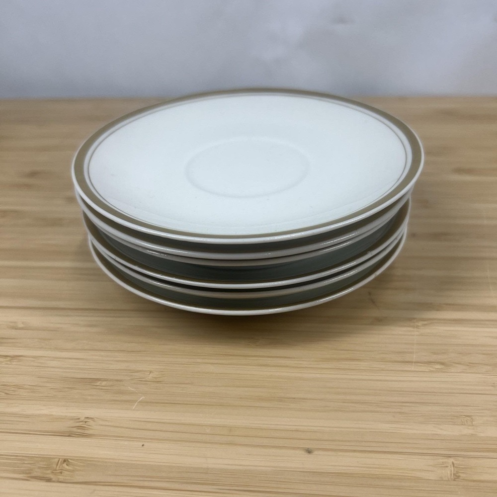 1 Vintage Warwick‎ China Saucer 5.5" White with Gold Trim USA (4 available)
